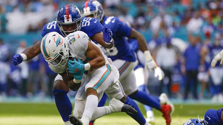 Gaskin Sidelined with COVID-19 During Dolphins' Bye Week