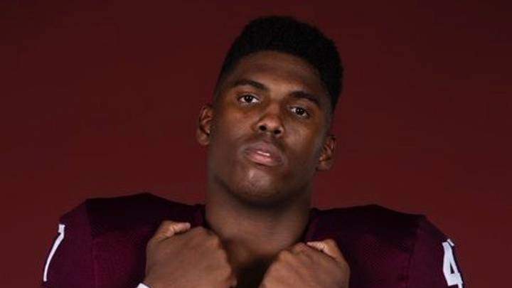 Huskies Offer Texas Edge Rusher ... Committed to Texas A&M