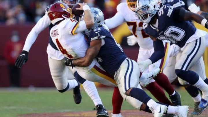 ‘It Was Scary’: Washington QB Taylor Heinicke Needs MRI on Knee