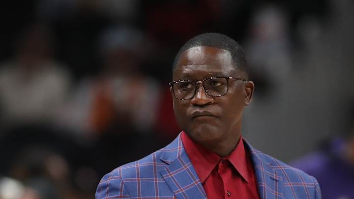 Larry Bird Roasts Dominique Wilkins in Text Message