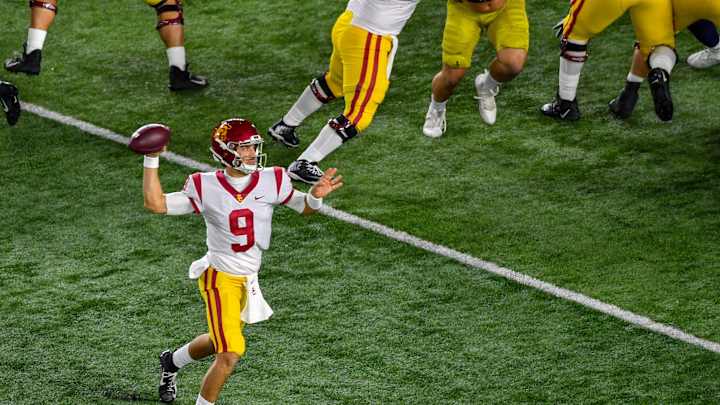 Pac-12 Transfer Portal News: Bo Nix to Oregon, Kedon Slovis Reportedly Finds New Home Pac-12 Transfer Portal News: Bo Nix to Oregon, Kedon Slovis Reportedly Finds New Home