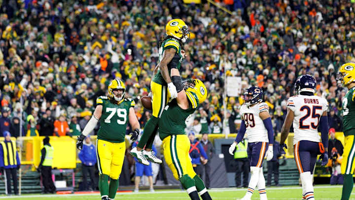 Rodgers Makes History, Thanks to Adams’ Sensational Slant