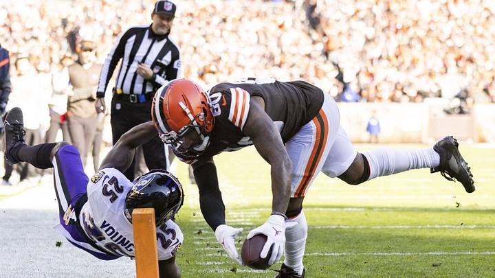 Eight Cleveland Browns Players Placed on COVID-19 List Eight Cleveland Browns Players Placed on COVID-19 List