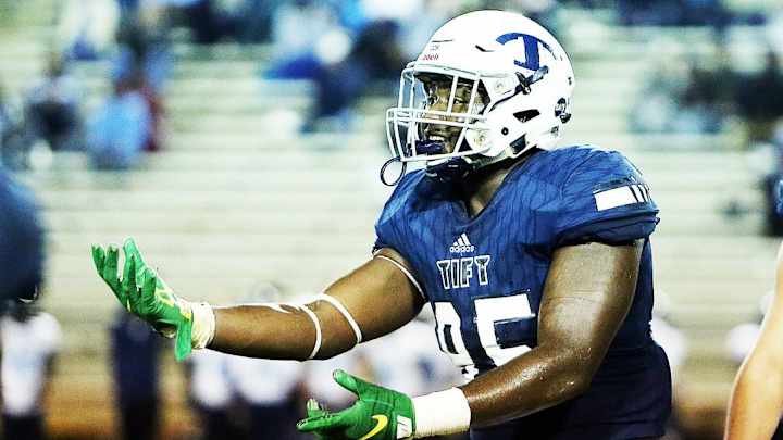 Big-time South Georgia defensive lineman announces decision