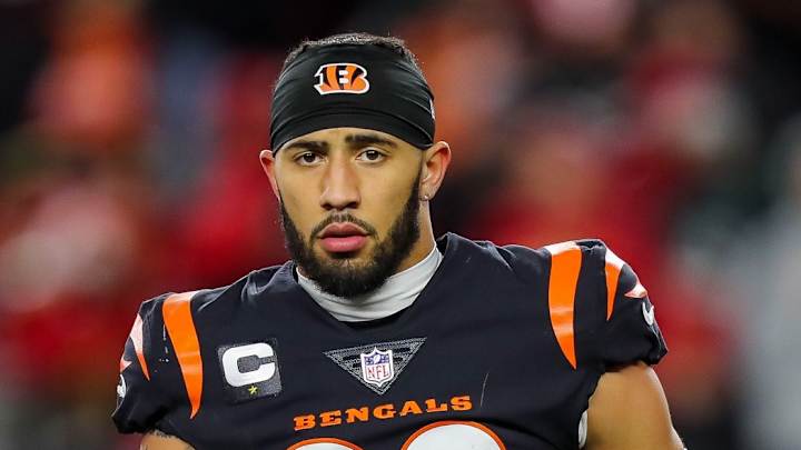 Jessie Bates Congratulates Derwin James After Chargers' Safety Signs Record-Setting Deal