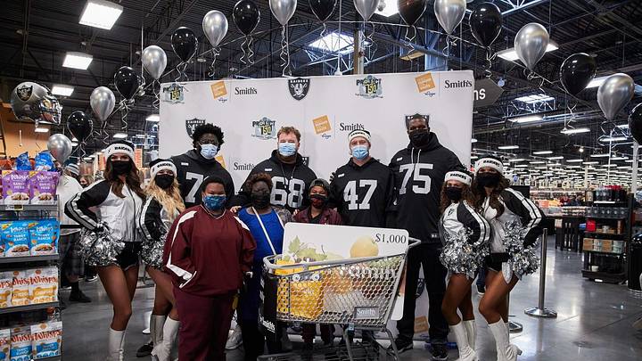 Raiders Helped Las Vegas Families in Need Raiders Helped Las Vegas Families in Need