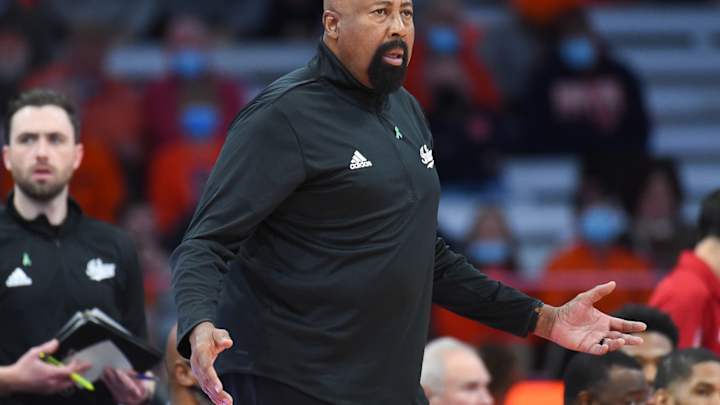 Final Crossroads Classic Gives Mike Woodson Chance to Go Home Again