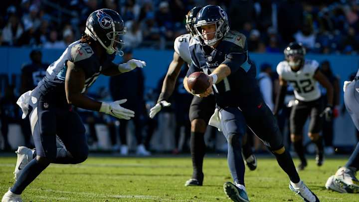 Without Henry, Titans Still 'Figuring It Out'