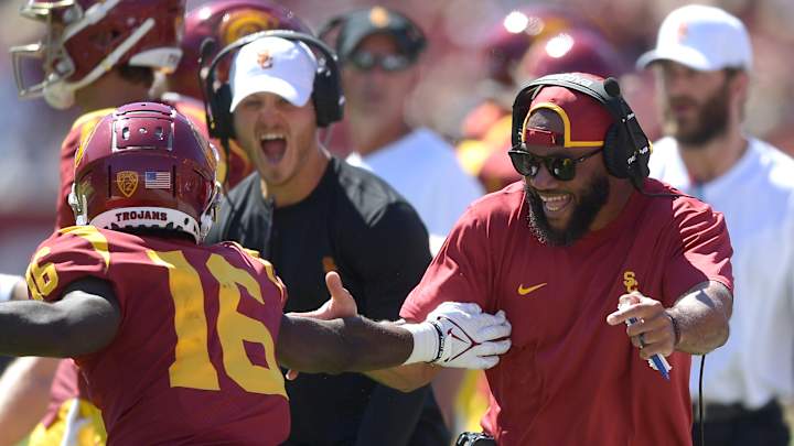 Florida Gators Hire Former USC WR Coach Keary Colbert