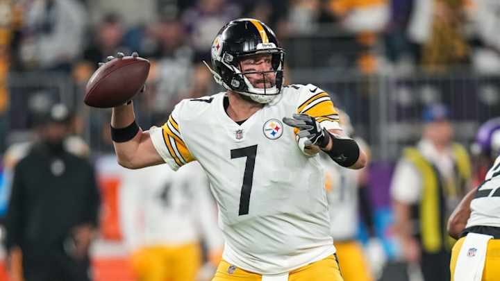 'Mean' Joe Greene Says Steelers Should Keep Ben Roethlisberger in 2022