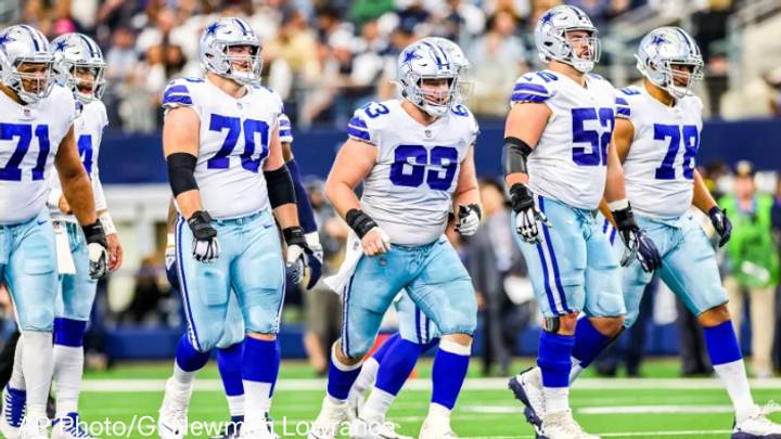 Sources: Cowboys Considering Change in Starting Lineup on Offense Sources: Cowboys Considering Change in Starting Lineup on Offense