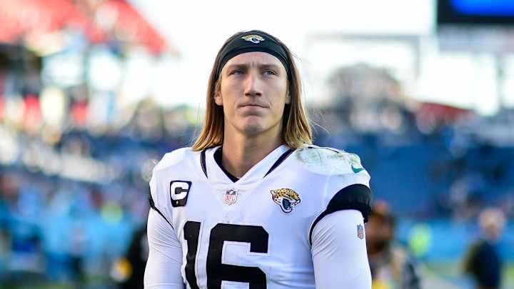 New Jaguars Staff Gives Trevor Lawrence Real Training, Relationships to Build New Jaguars Staff Gives Trevor Lawrence Real Training, Relationships to Build