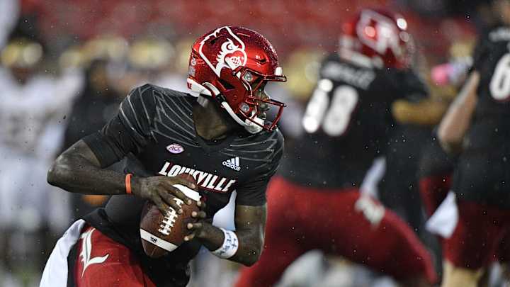 2022 Louisville Football Position Breakdown: Quarterback 2022 Louisville Football Position Breakdown: Quarterback