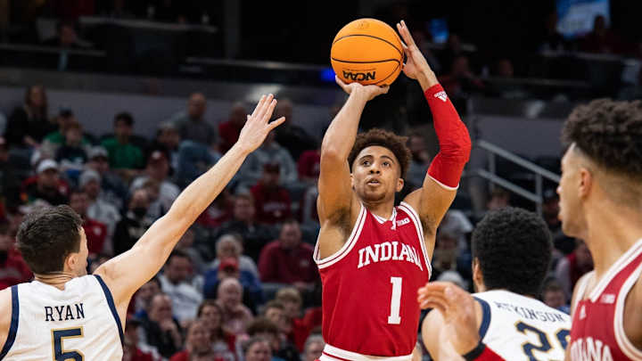 This Time, Hoosiers Close Out Crossroads Classic With Big Finish over Notre Dame