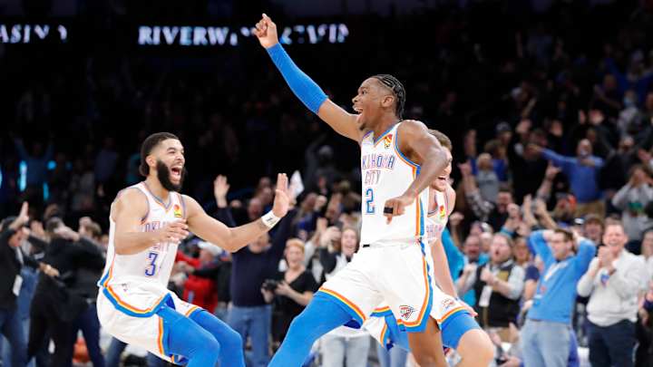 Shai Gilgeous-Alexander Cans Buzzer-Beater as Thunder Down Clippers Shai Gilgeous-Alexander Cans Buzzer-Beater as Thunder Down Clippers