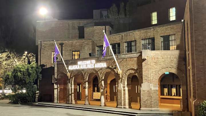 Husky Basketball Comes Off 21-Day COVID layoff to Face Seattle U Husky Basketball Comes Off 21-Day COVID layoff to Face Seattle U