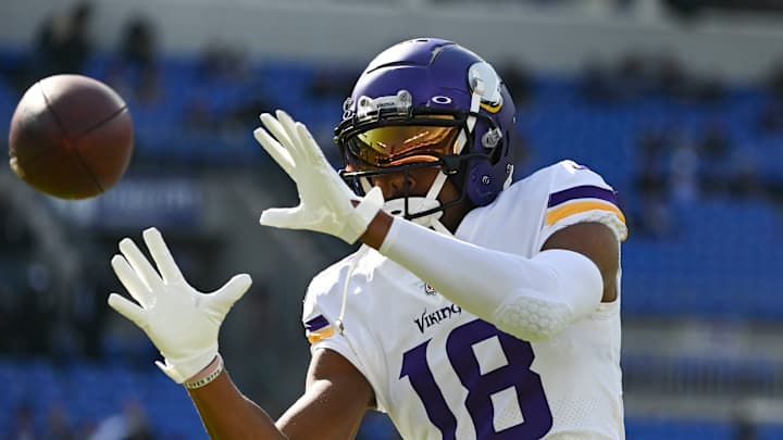 Justin Jefferson Breaks NFL Record For Most Receiving Yards Across First Two Seasons Justin Jefferson Breaks NFL Record For Most Receiving Yards Across First Two Seasons