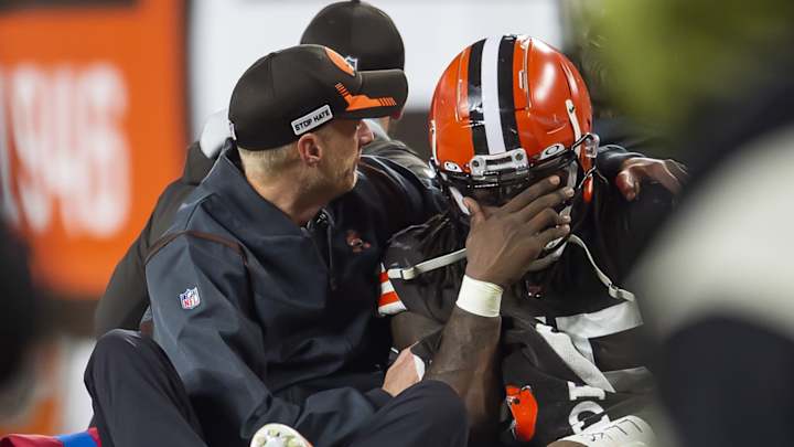 Takkarist McKinley Tore His Achilles' Against Raiders Takkarist McKinley Tore His Achilles' Against Raiders