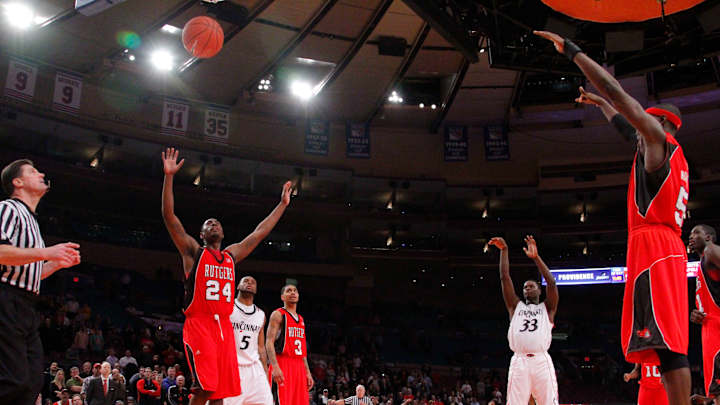 Report: Atlanta Hawks Sign Lance Stephenson to 10-day Contract