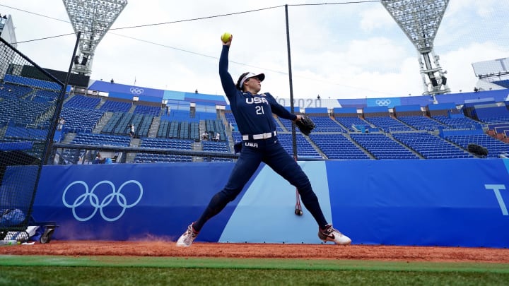 Former UCLA Softball All-American Rachel Garcia Joins Athletes Unlimited, Signs 2-Year Deal