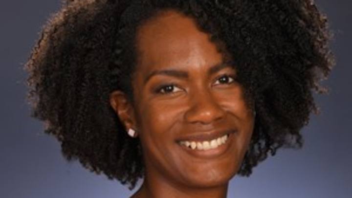Alabama Volleyball Coach Rashinda Reed no Stranger to Handling Challenges