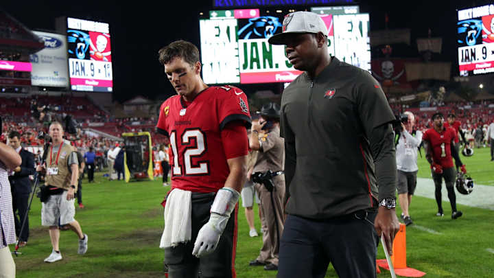 Report: Tom Brady Sr. Says Reports of Son’s Retirements Are ‘Total Conjecture’