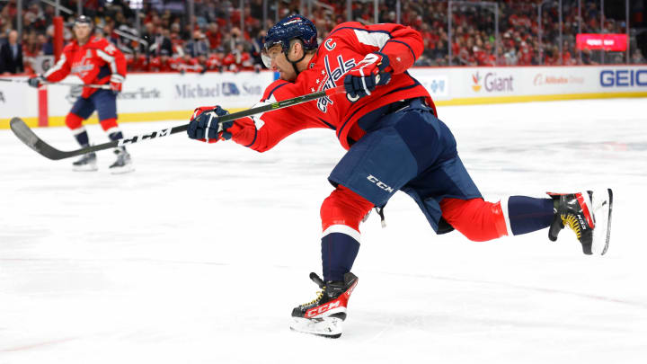 Wayne Gretzky Says ‘It’s Great’ Alex Ovechkin ‘Will’ Break His Goals Record