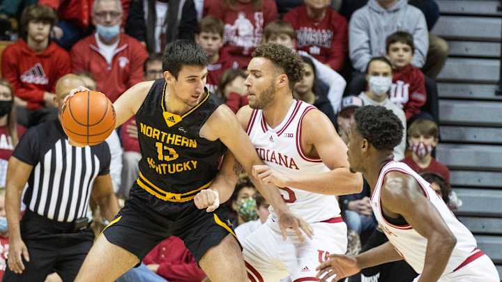 My Two Cents: Race Thompson Isn't Perfect (Anymore), But He's Pretty Darn Good For Indiana My Two Cents: Race Thompson Isn't Perfect (Anymore), But He's Pretty Darn Good For Indiana