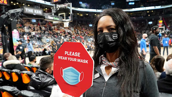 Crossover: Is NBA Ready To “Live With The Virus?” w/ Zach Binney