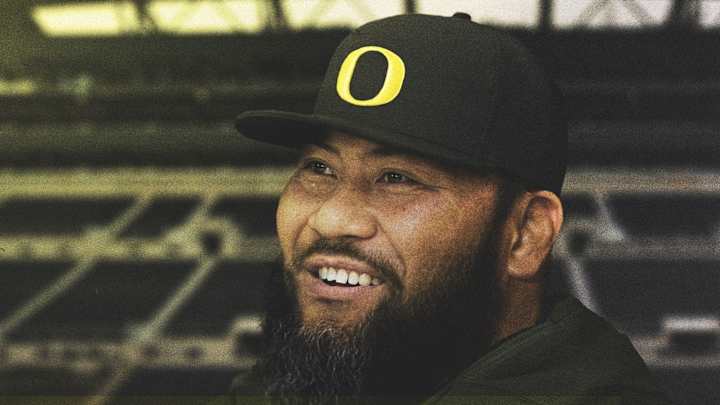 Oregon Announces Hire of Tony Tuioti as New Defensive Line Coach Under Dan Lanning