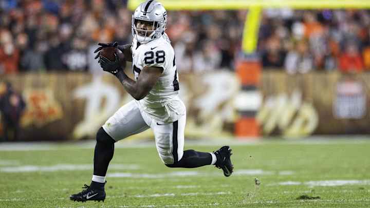 Raiders to Look for in Fantasy Football Week 16