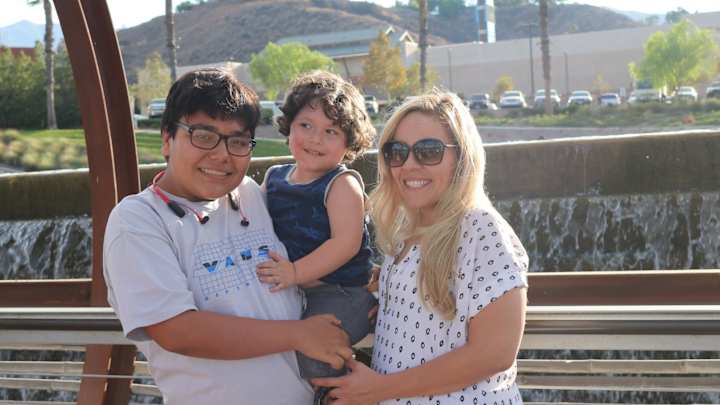 Clippers Fans Reach Out to Community to Sponsor Christmas Gifts For Family Who Lost Mother to COVID-19 Clippers Fans Reach Out to Community to Sponsor Christmas Gifts For Family Who Lost Mother to COVID-19