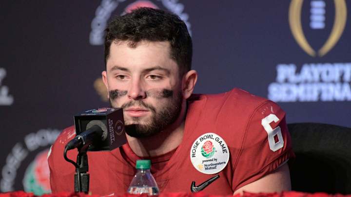 Baker Mayfield Praises Recruit Who Quietly Flipped From Clemson to Oklahoma Baker Mayfield Praises Recruit Who Quietly Flipped From Clemson to Oklahoma