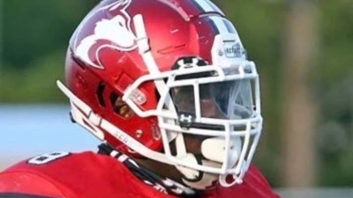 Huskies Offer Alabama Defensive Lineman Still Waiting on Crimson Tide