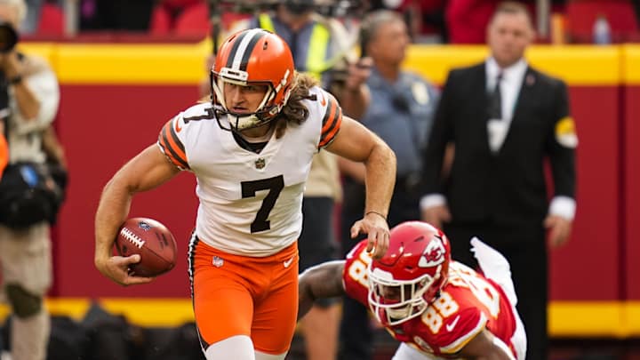 Former Browns’ Punter Jamie Gillan to Sign With The Buffalo Bills