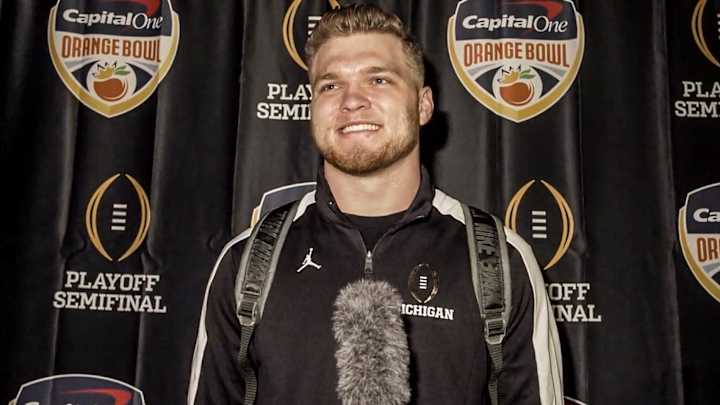 Michigan Arrives In South Florida