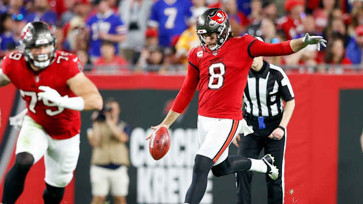 Buccaneers at Panthers Inactive Lists: Tampa Bay Officially Down 7 Starters