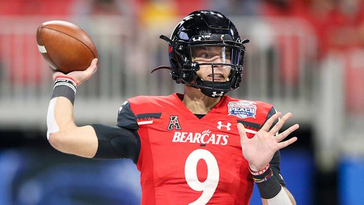 Alabama Game Week Scouting Report: Cincinnati Quarterback Desmond Ridder Alabama Game Week Scouting Report: Cincinnati Quarterback Desmond Ridder