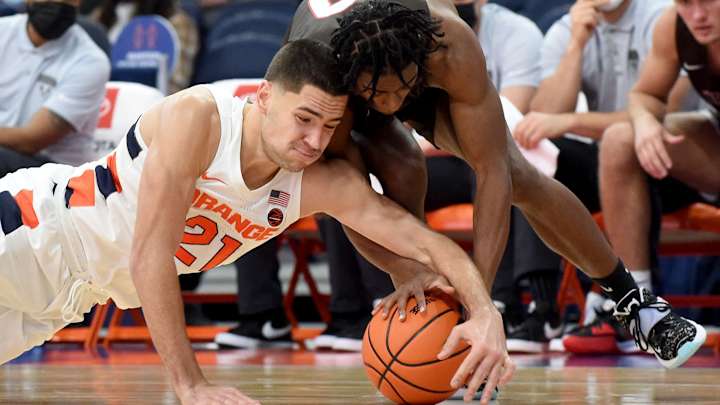 Syracuse Blows Out Brown in Return From COVID Pause