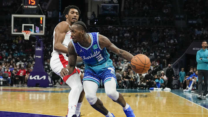 Hornets Blitz Rockets in Dominating Return Home to Charlotte