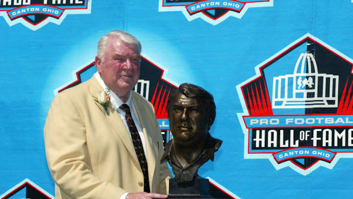 Seahawks Remember NFL Coaching, Broadcasting Legend John Madden