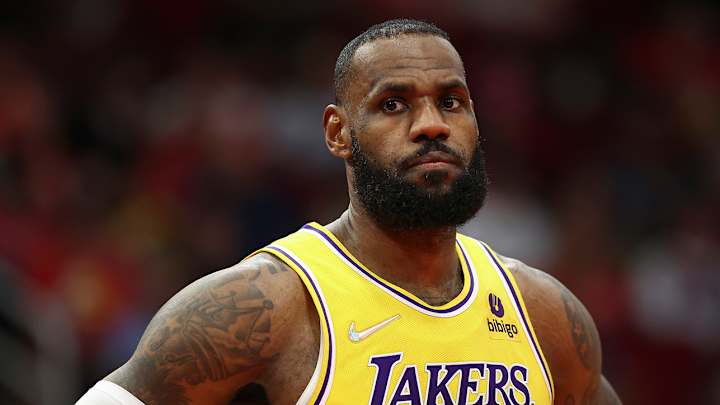 LeBron James Addresses His COVID-19 Meme, Does Not Respond to Kareem