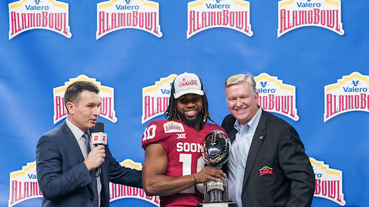 Report: Oklahoma's Pat Fields Will Play Football at  Stanford in 2022