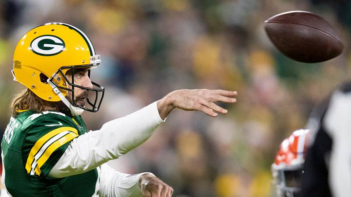 Rodgers Wins NFC Offensive Player of Month Rodgers Wins NFC Offensive Player of Month