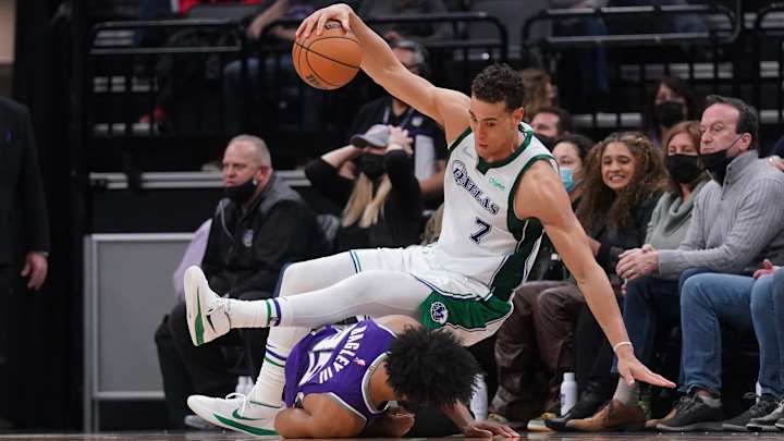 Mavs Donuts: Powell or Kidd to Blame for Kings Loss?