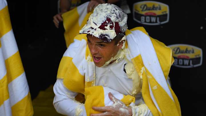 Many CFB Fans Worried About Blow to Shane Beamer’s Head During Mayo Bath Many CFB Fans Worried About Blow to Shane Beamer’s Head During Mayo Bath