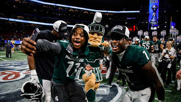 Look: Peach Bowl Brawl Video Is Going Viral