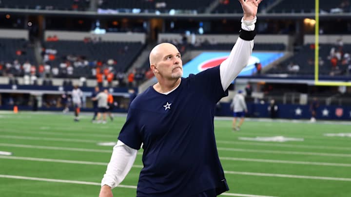 Report: Cowboys DC Dan Quinn 'Potential Replacement' for Broncos HC Vic Fangio