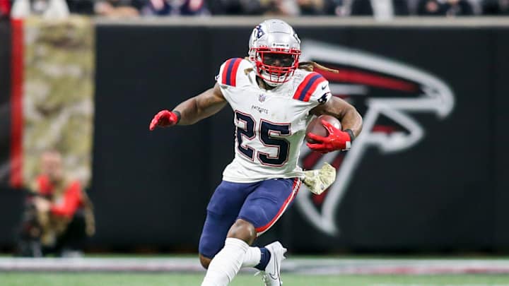 Patriots RB Brandon Bolden Speaks About 2018 Cancer Diagnosis For First Time Patriots RB Brandon Bolden Speaks About 2018 Cancer Diagnosis For First Time