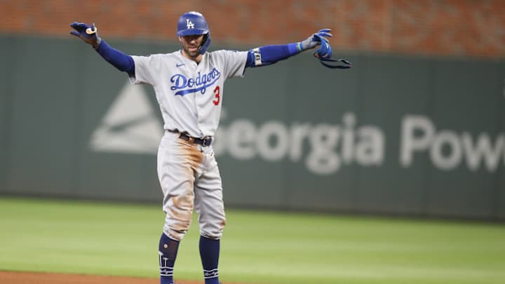 Dodgers: Chris Taylor Gets Engaged in Hawaii, Fans React